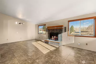 2591 Lemaister Avenue, Wenatchee, WA 98801 - Photo 7