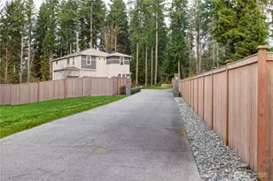 11414 143rd Dr NE, Lake Stevens, WA 98258 - Photo 3