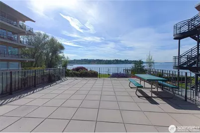 9201 NE Juanita Drive #205, Kirkland, WA 98034 - Photo 31