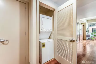 900 Lenora Street #W302, Seattle, WA 98121 - Photo 11