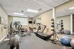 1000 Aurora Ave N, Seattle, WA 98109 - Photo 7