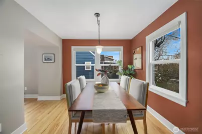 3239 45th Avenue SW, Seattle, WA 98116 - Photo 9