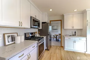 2201 Hillside Dr NE, Tacoma, WA 98422 - Photo 9