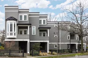 2011 Cornwall Ave, Bellingham, WA 98225 - Photo 3