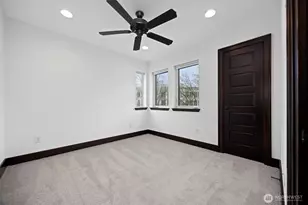 2011 Cornwall Ave, Bellingham, WA 98225 - Photo 21