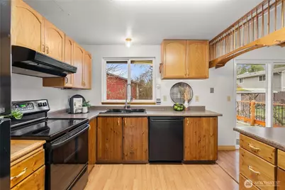 7280 Aegean Boulevard NE, Bremerton, WA 98311 - Photo 9