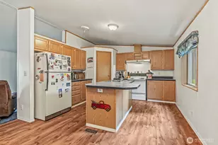 1337 S Silver Lake Rd, Castle Rock, WA 98611 - Photo 7