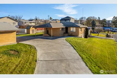 1133 Ashley, Moses Lake, WA 98837 - Photo 1
