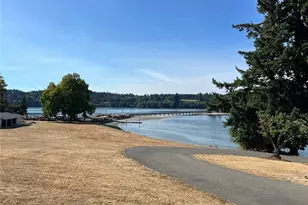 2528 Westwind Dr NW, Olympia, WA 98502 - Photo 17