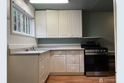 2528 Westwind Drive NW, Olympia, WA 98502 - Photo 5