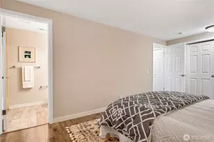 12540 SE 32nd St, Bellevue, WA 98005 - Photo 15