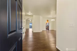 5923 121st St SE, Snohomish, WA 98296 - Photo 3