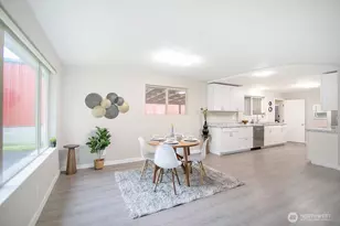 811 Little Ave NE, Castle Rock, WA 98611 - Photo 9