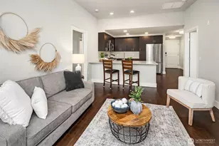 50 Pine St, Edmonds, WA 98020 - Photo 9