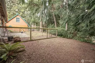 7847 Blakely Ave, Clinton, WA 98236 - Photo 17