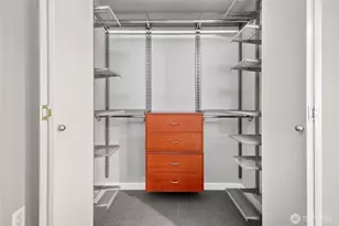 17 W Mercer St, Seattle, WA 98119 - Photo 23