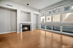 17 W Mercer St, Seattle, WA 98119 - Photo 9