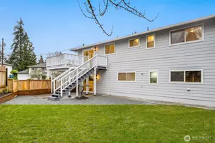 22402 42nd Pl W, Mountlake Terrace, WA 98043 - Photo 25