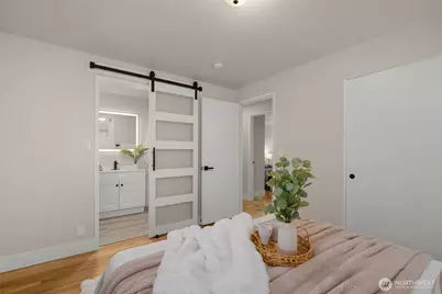 22402 42nd Place W, Mountlake Terrace, WA 98043 - Photo 13