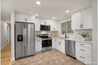 22402 42nd Place W, Mountlake Terrace, WA 98043 - Photo 9