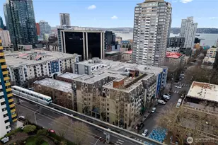 425 Vine St, Seattle, WA 98121 - Photo 31