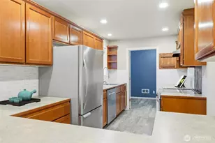 7809 218th St SW, Edmonds, WA 98026 - Photo 15