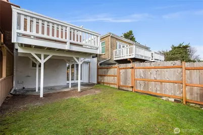 3026 26th Avenue W, Seattle, WA 98199 - Photo 33