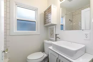 3026 26th Ave W, Seattle, WA 98199 - Photo 15