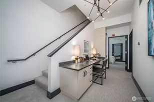 615 E Pike St, Seattle, WA 98122 - Photo 25