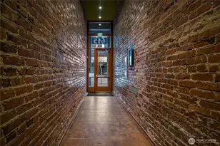 615 E Pike St, Seattle, WA 98122 - Photo 37