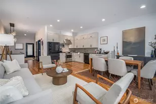 615 E Pike St, Seattle, WA 98122 - Photo 7