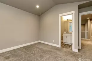 18827 Eagle Ridge Dr E, Bonney Lake, WA 98391 - Photo 23