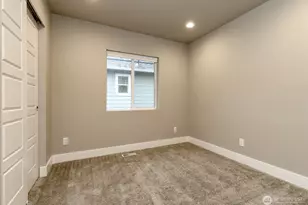 18827 Eagle Ridge Dr E, Bonney Lake, WA 98391 - Photo 21