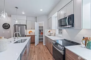 14424 Madison Way, Lynnwood, WA 98087 - Photo 7