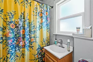 1901 N Fife St, Tacoma, WA 98406 - Photo 11