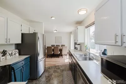 1819 Kuhn Street, Port Townsend, WA 98368 - Photo 11