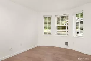 23307 Cedar Way, Mountlake Terrace, WA 98043 - Photo 23