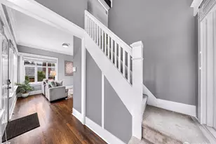 8633 Wabash Ave S, Seattle, WA 98118 - Photo 15