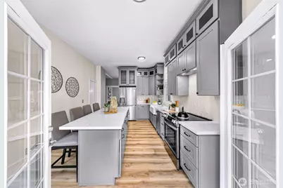 8633 Wabash Avenue S, Seattle, WA 98118 - Photo 35