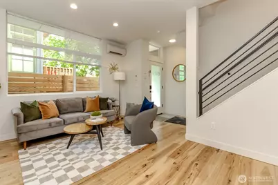 8811 Interlake Avenue N #A, Seattle, WA 98103 - Photo 5