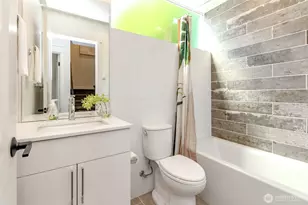 8811 Interlake Ave N, Seattle, WA 98103 - Photo 11