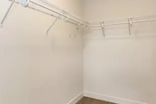 8811 Interlake Ave N, Seattle, WA 98103 - Photo 17