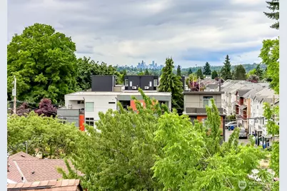 8811 Interlake Avenue N #A, Seattle, WA 98103 - Photo 21