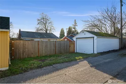 630 NW 82nd Street, Seattle, WA 98117 - Photo 31