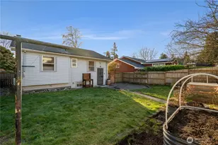 630 NW 82nd St, Seattle, WA 98117 - Photo 27