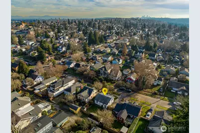 630 NW 82nd Street, Seattle, WA 98117 - Photo 37