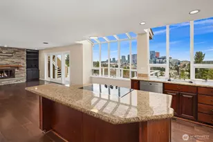 9610 SE 7th St, Bellevue, WA 98004 - Photo 13