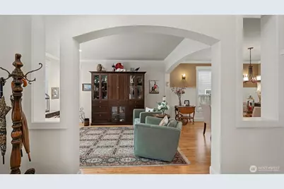 1110 N 27th Place, Renton, WA 98056 - Photo 3