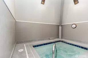 6413 Sand Point Way NE, Seattle, WA 98115 - Photo 17