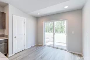 609 N Oak St, Tieton, WA 98947 - Photo 13